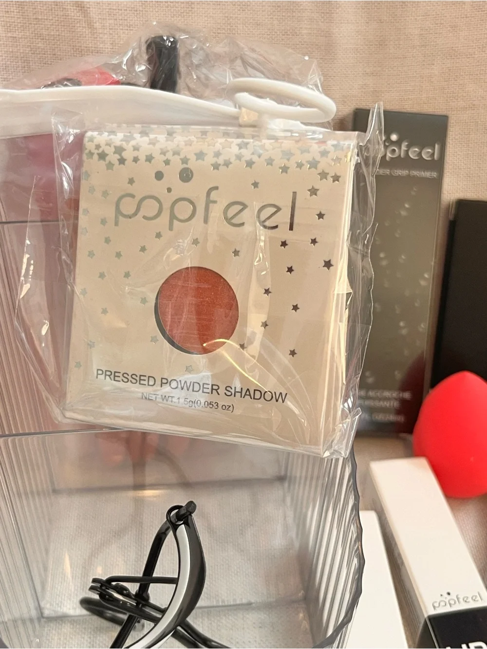 Popfeel Make up with Clear Ribbed Plastic Make Up & Organizer Bundle